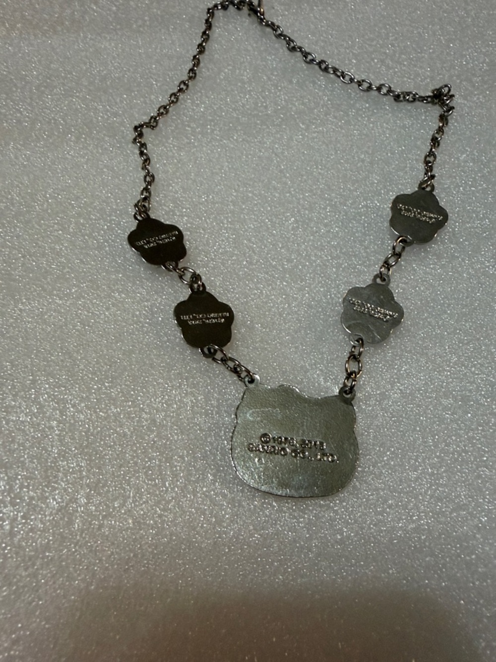 Sanrio Hello Kitty Necklace 16.5” with Glittery Flower Charms 2013 - Picture 4 of 6
